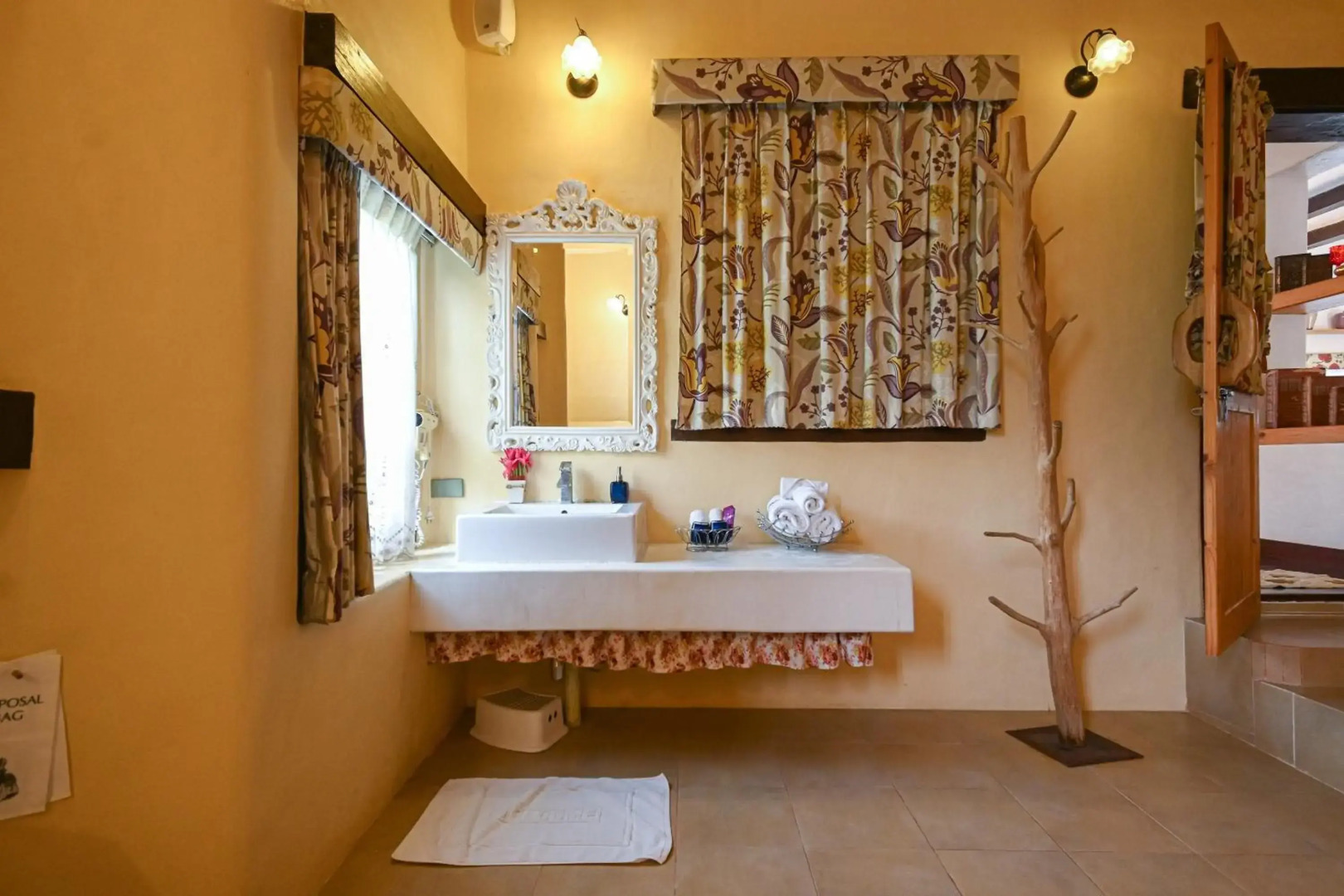 Swiss Valley Hip Resort