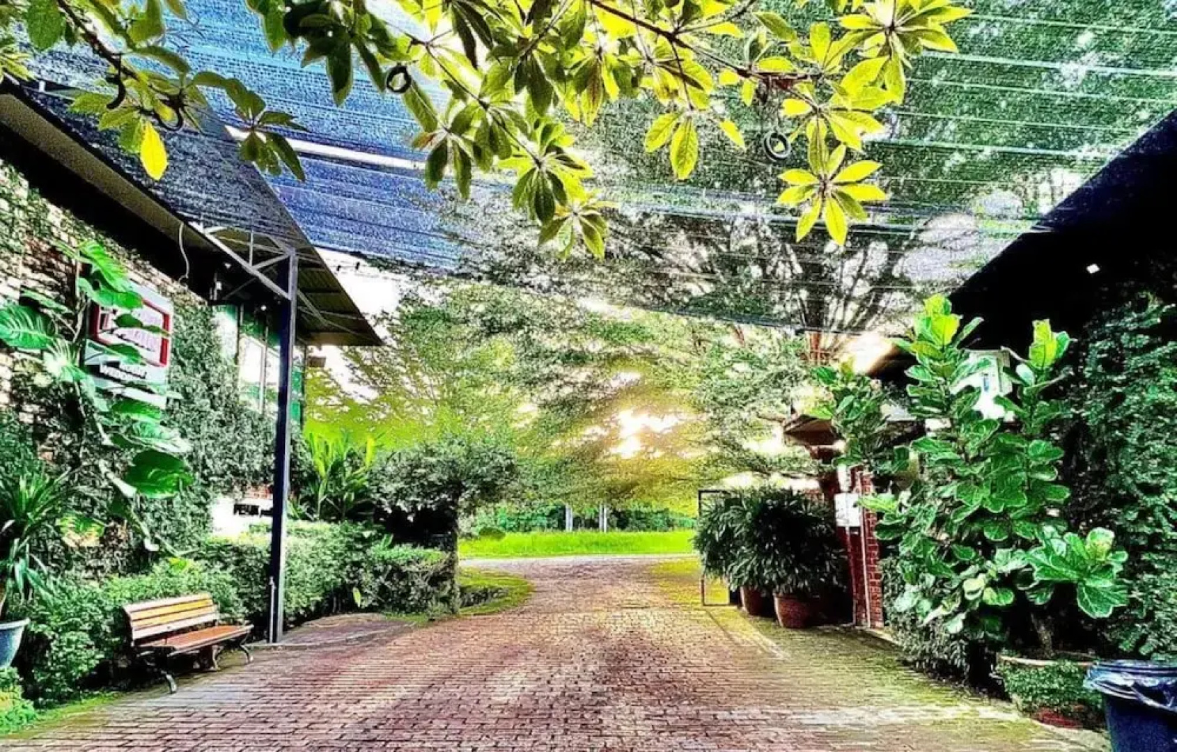 Petak Padin Cottage by The Pool