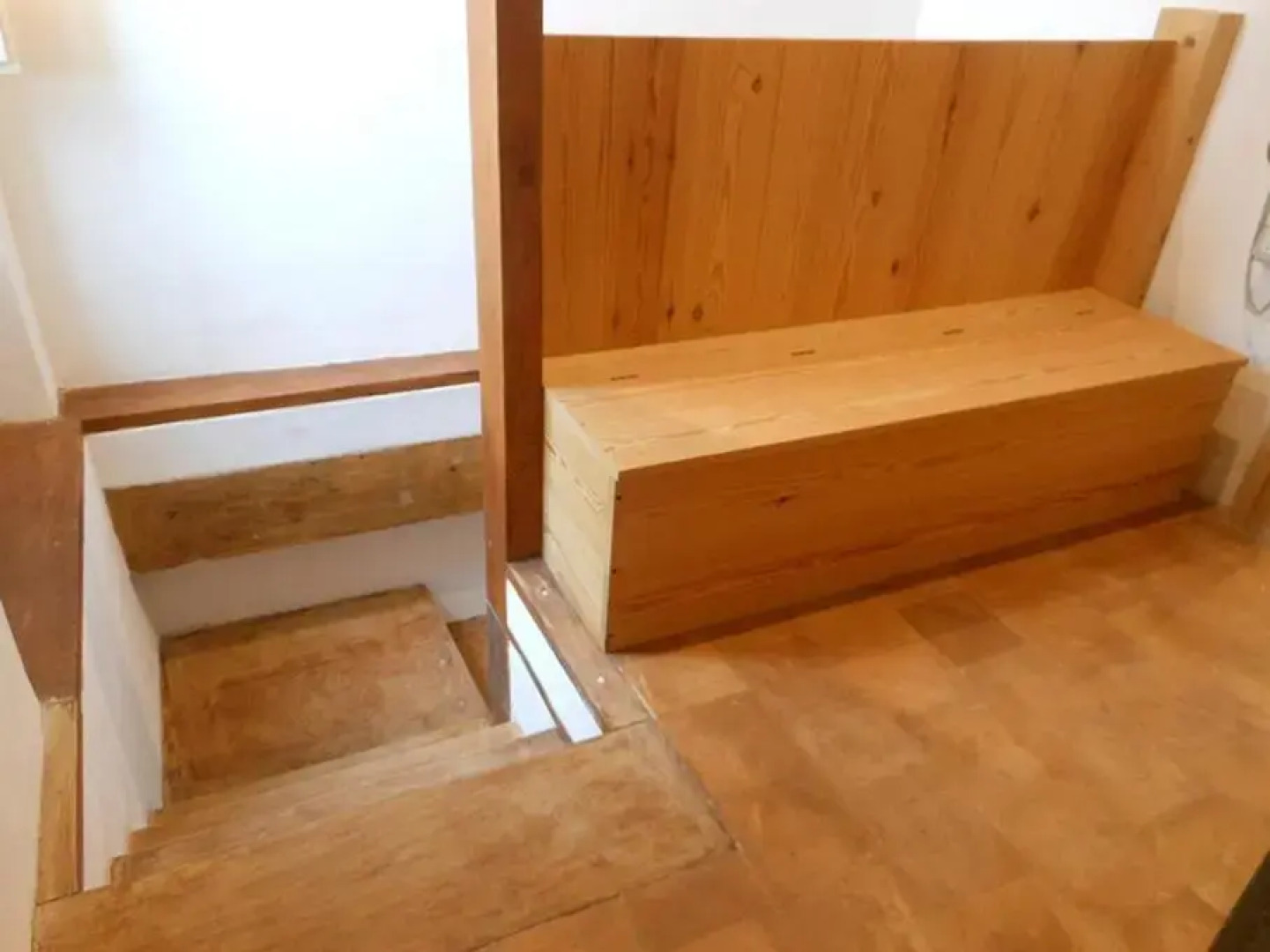 BORGO PETELIA, Casa Castiglione, Antica casa su due piani con scala esterna