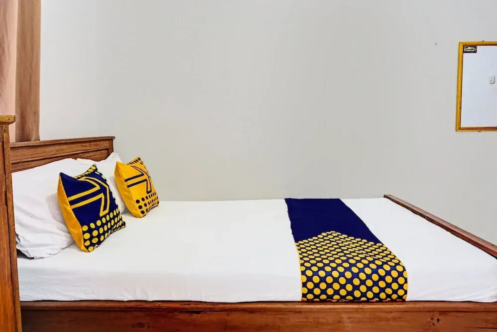 OYO 92183 Komang Resort Klayar