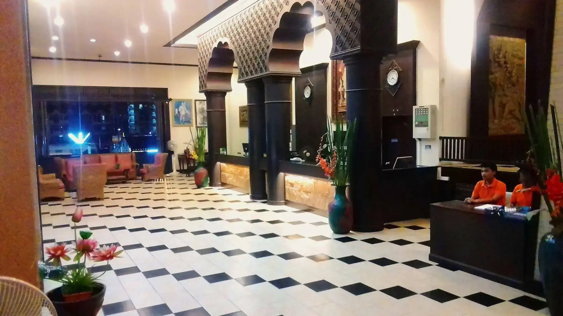 Phuphaya Resort Pattaya