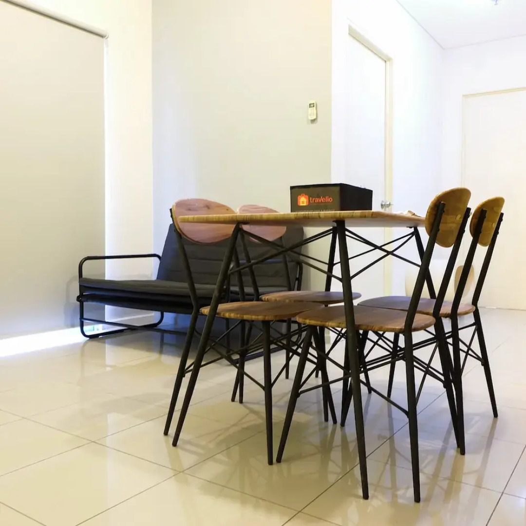 Comfy 2br Cosmo Terrace Apartment