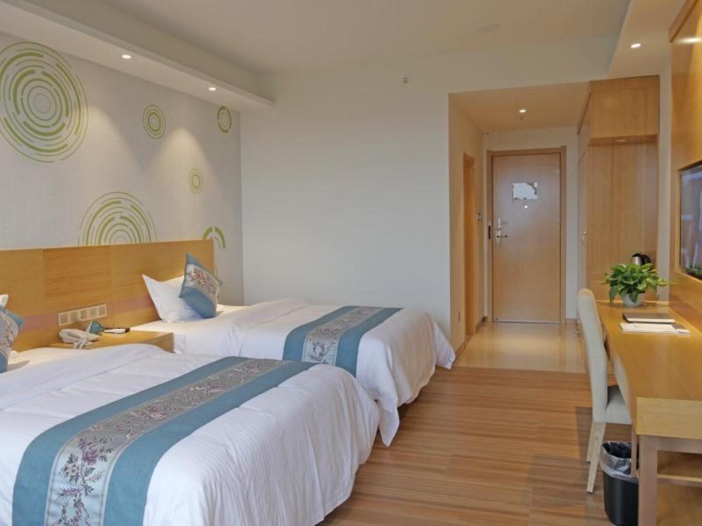 GreenTree Inn Qionghai Bo'ao Railway Station