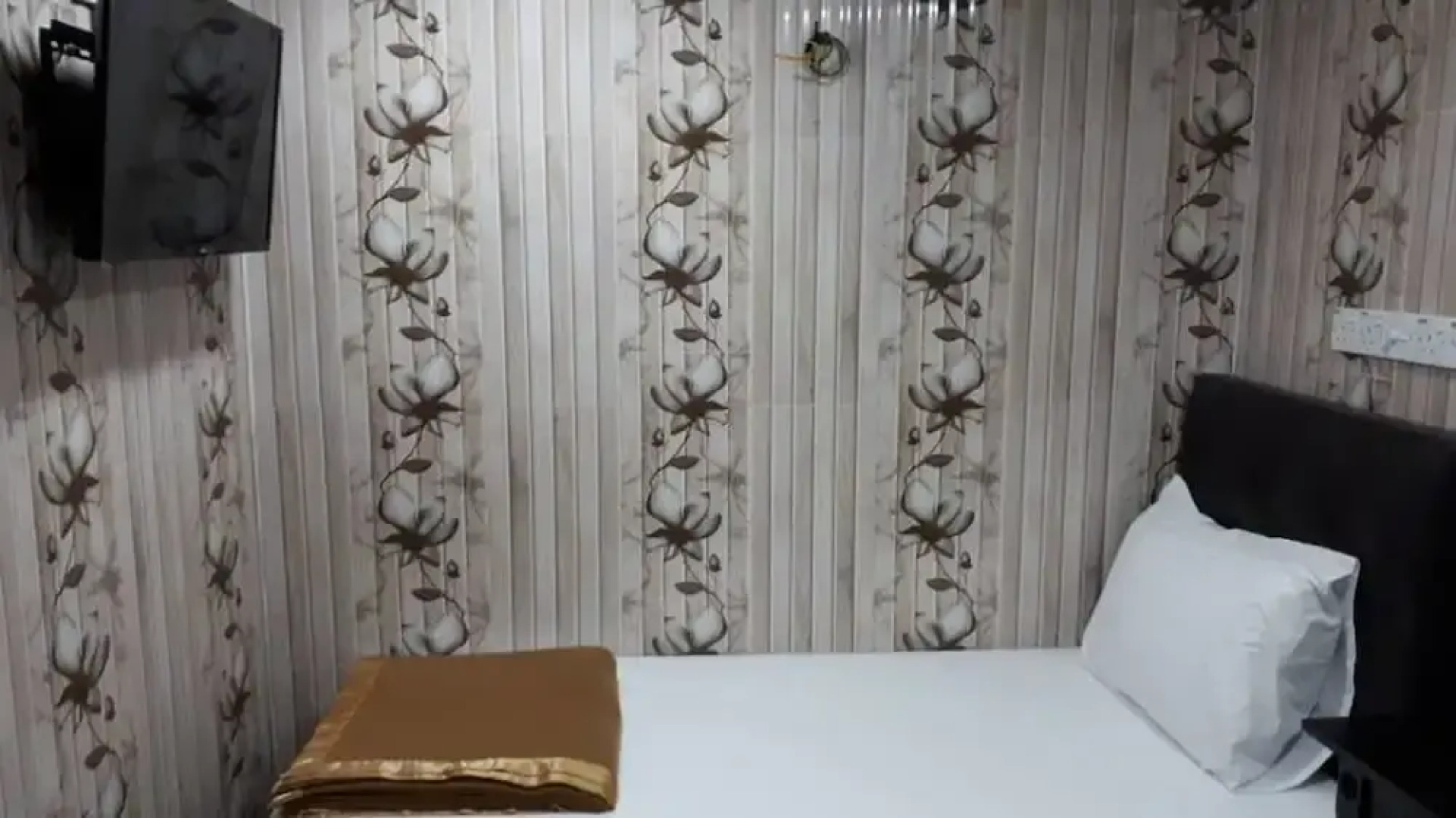 ARK Taman Melawati Hotel