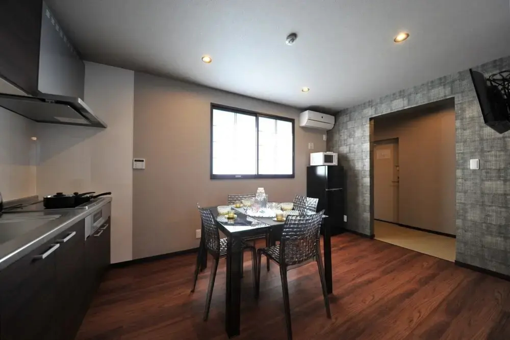 MARUYA Private Condominium