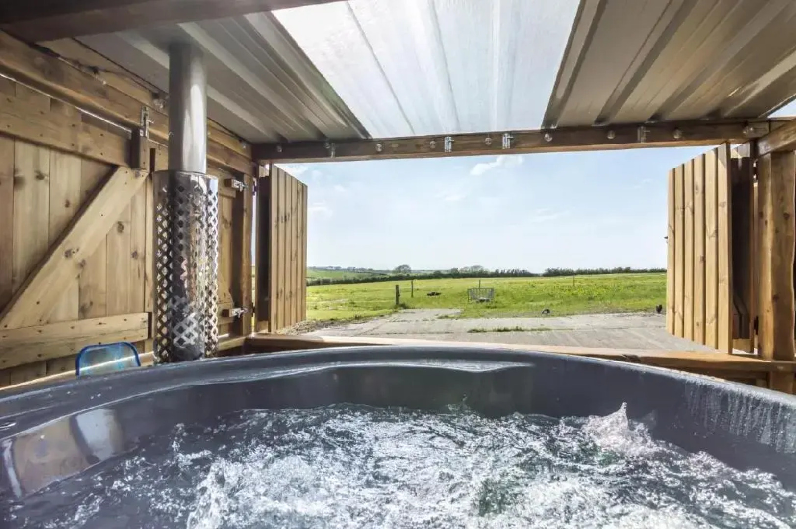 Fern Cottage - Luxurious 1 Bedroom - Blossom Farm