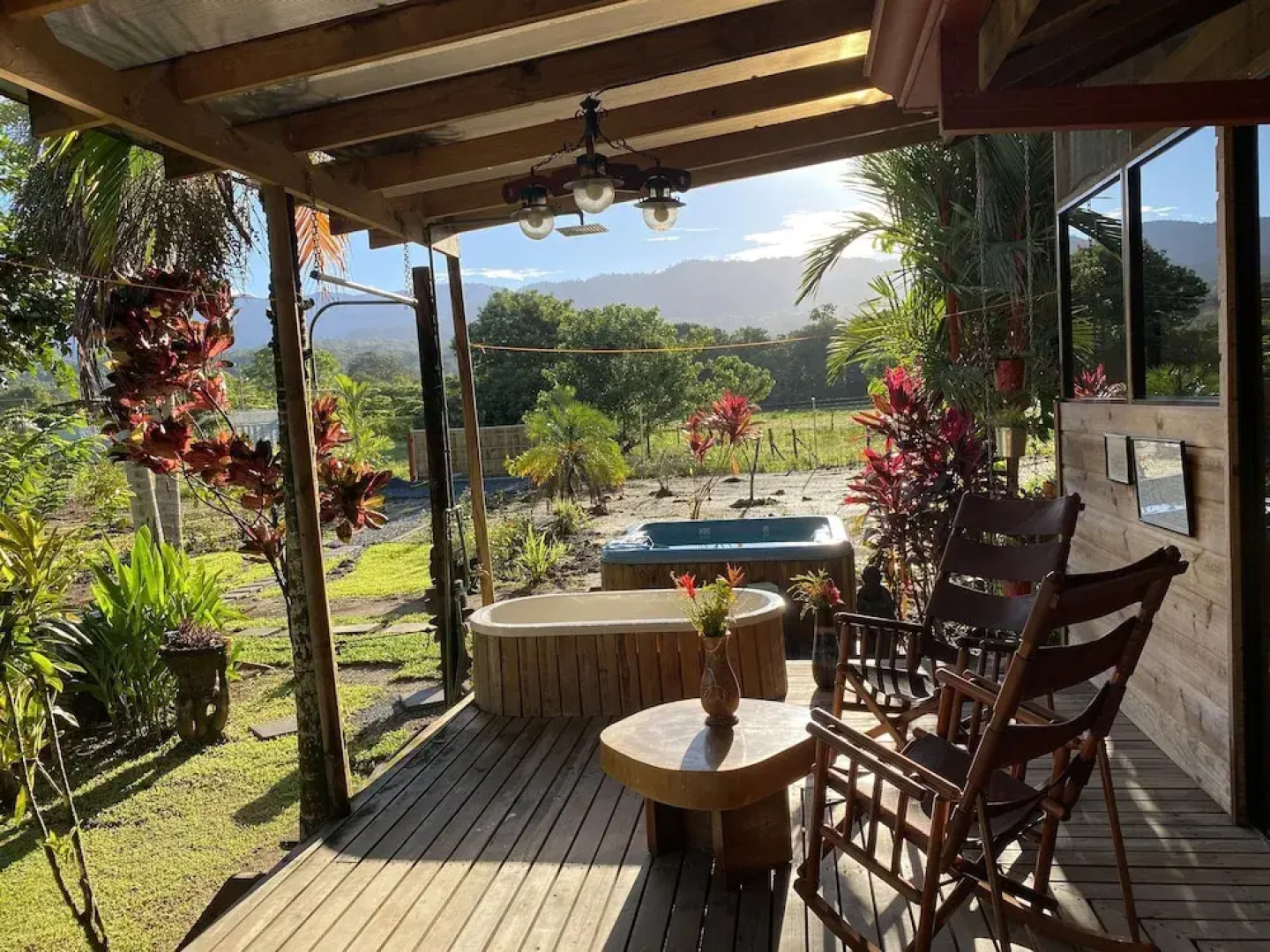 Uvita Oasis Retreat with Villa Cabins and Apartment