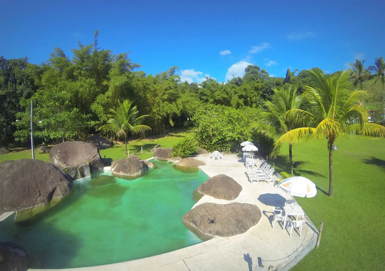 VELINN Pousada Bromélias