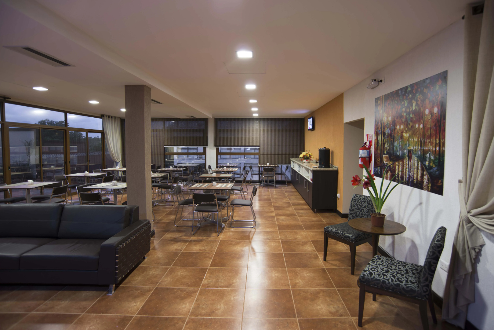 Arami Hotel & Lodge