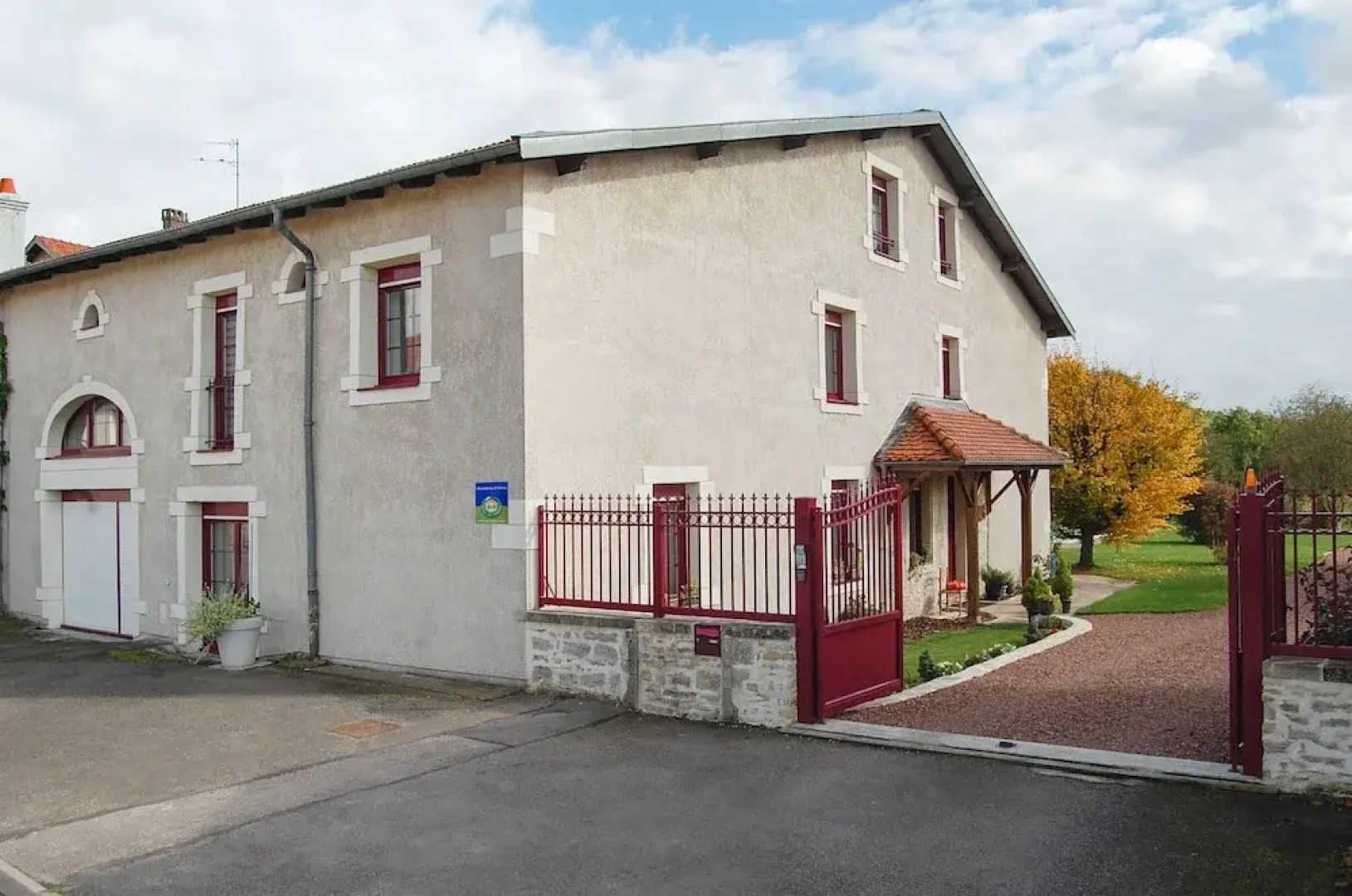 Au Caprice de L'Atre