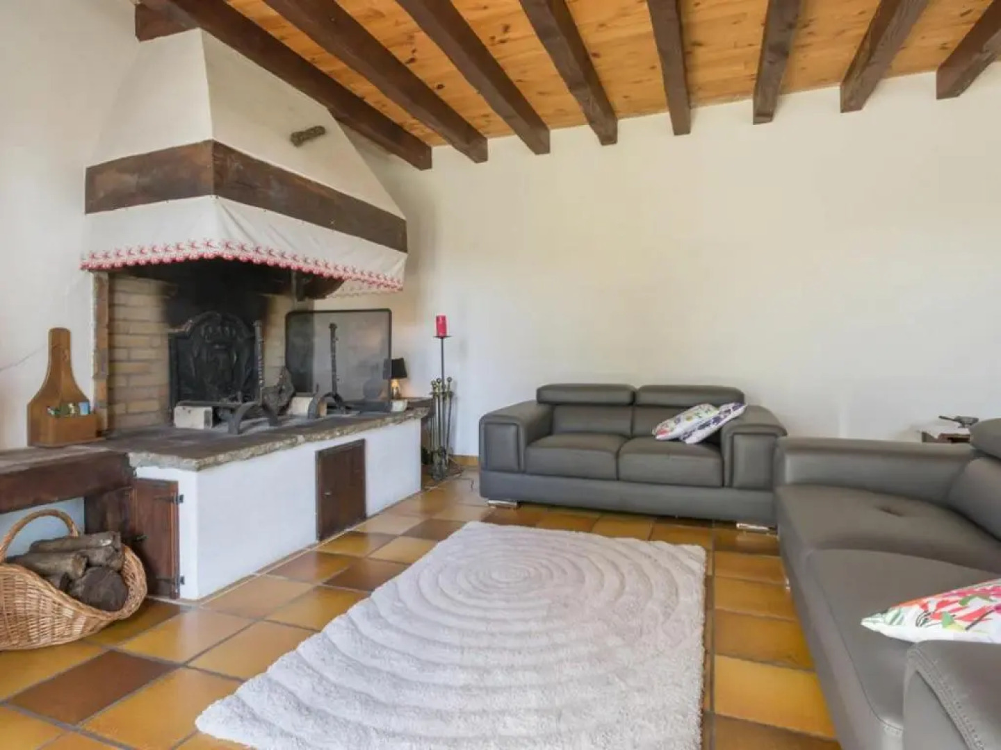 Gîte Saint-Joachim, 4 pièces, 6 personnes - FR-1-306-1131