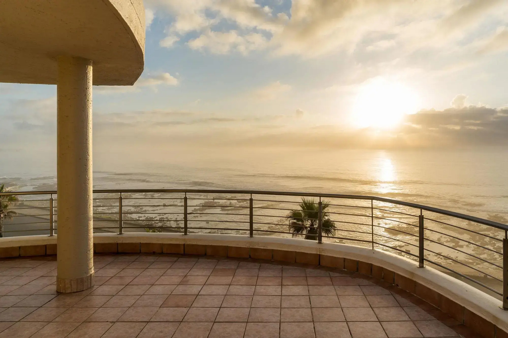 Premier Hotel Regent