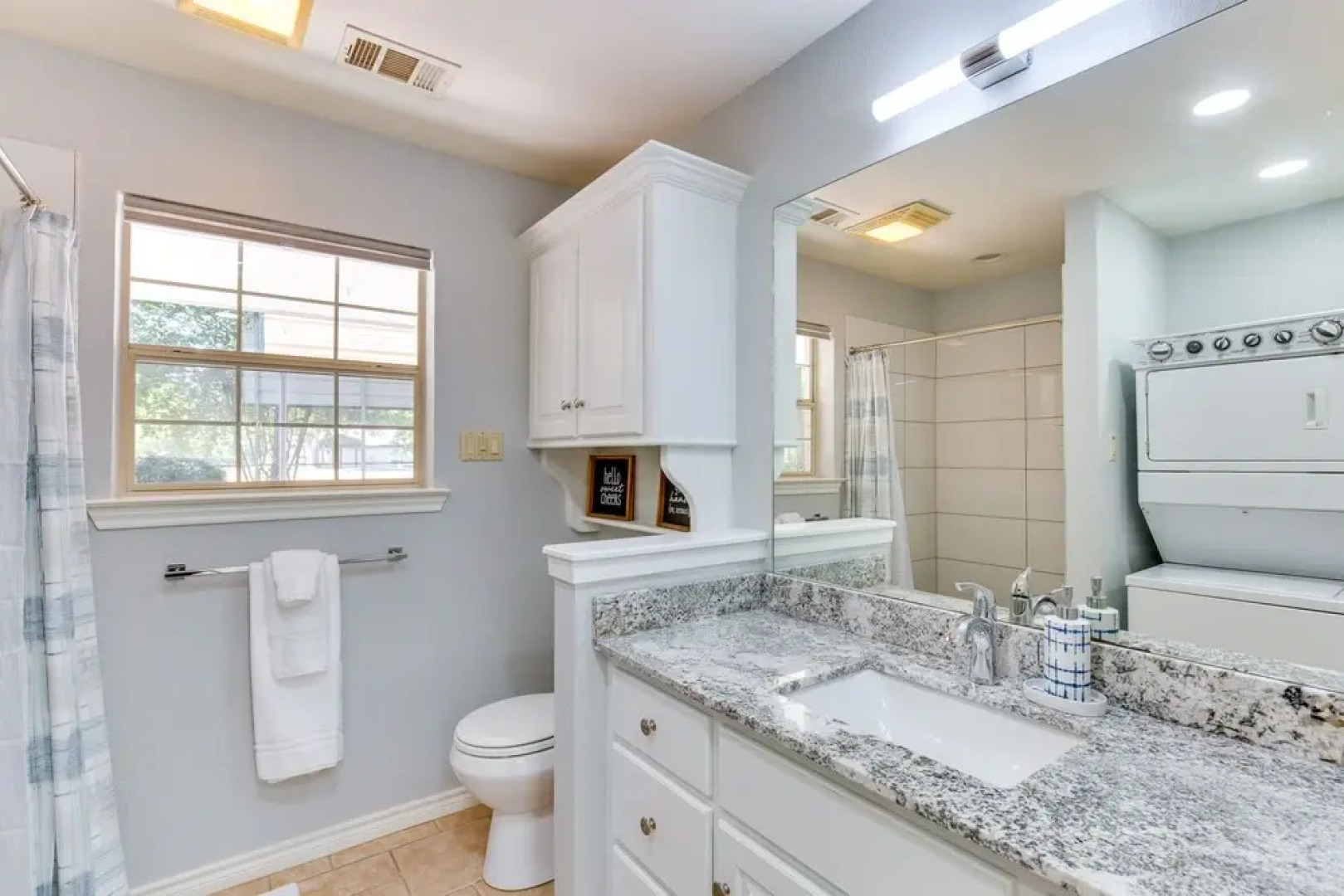 Near Cedar Creek Lake: Pet-friendly Home w/ Yard!