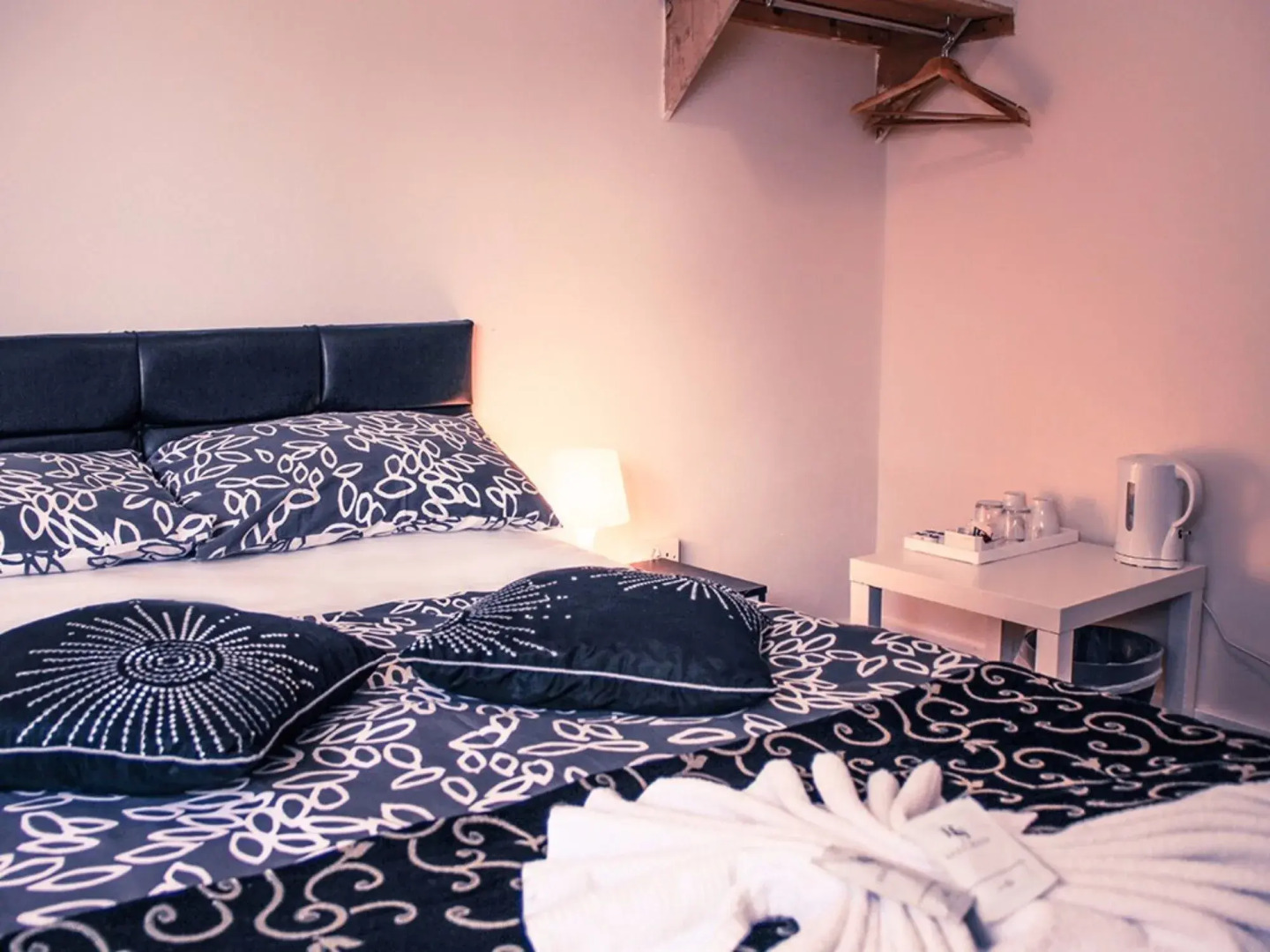 Tennyson House Hotel