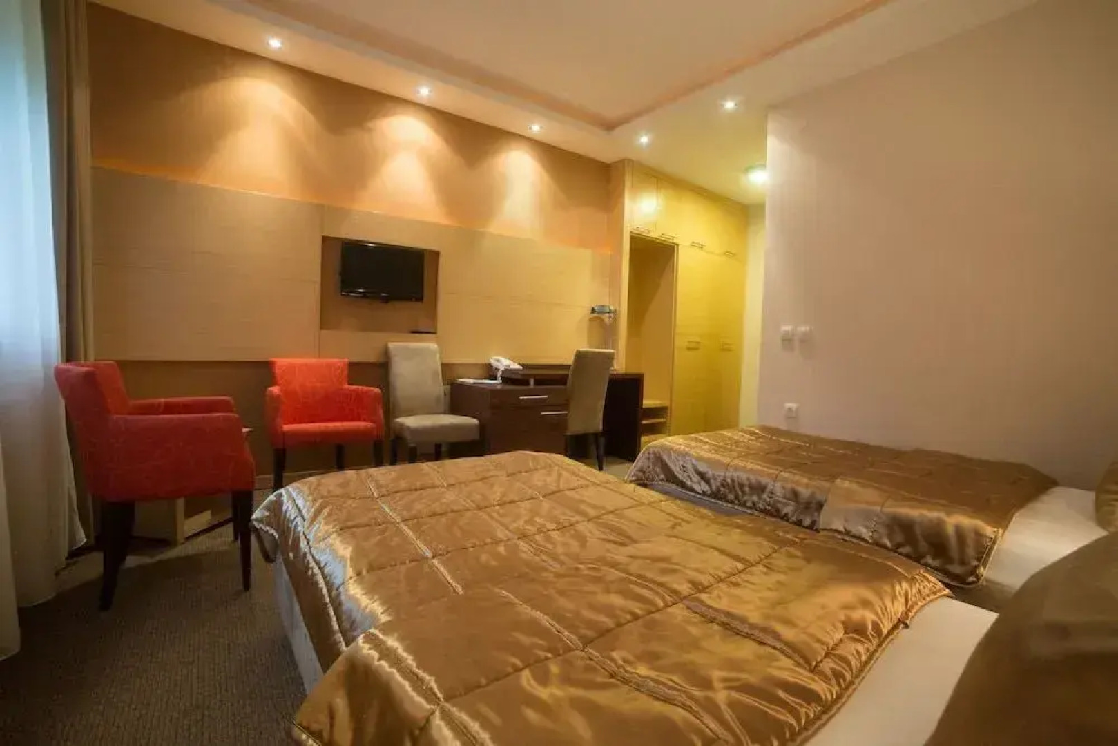 Tourist Resort Ribarsko Ostrvo