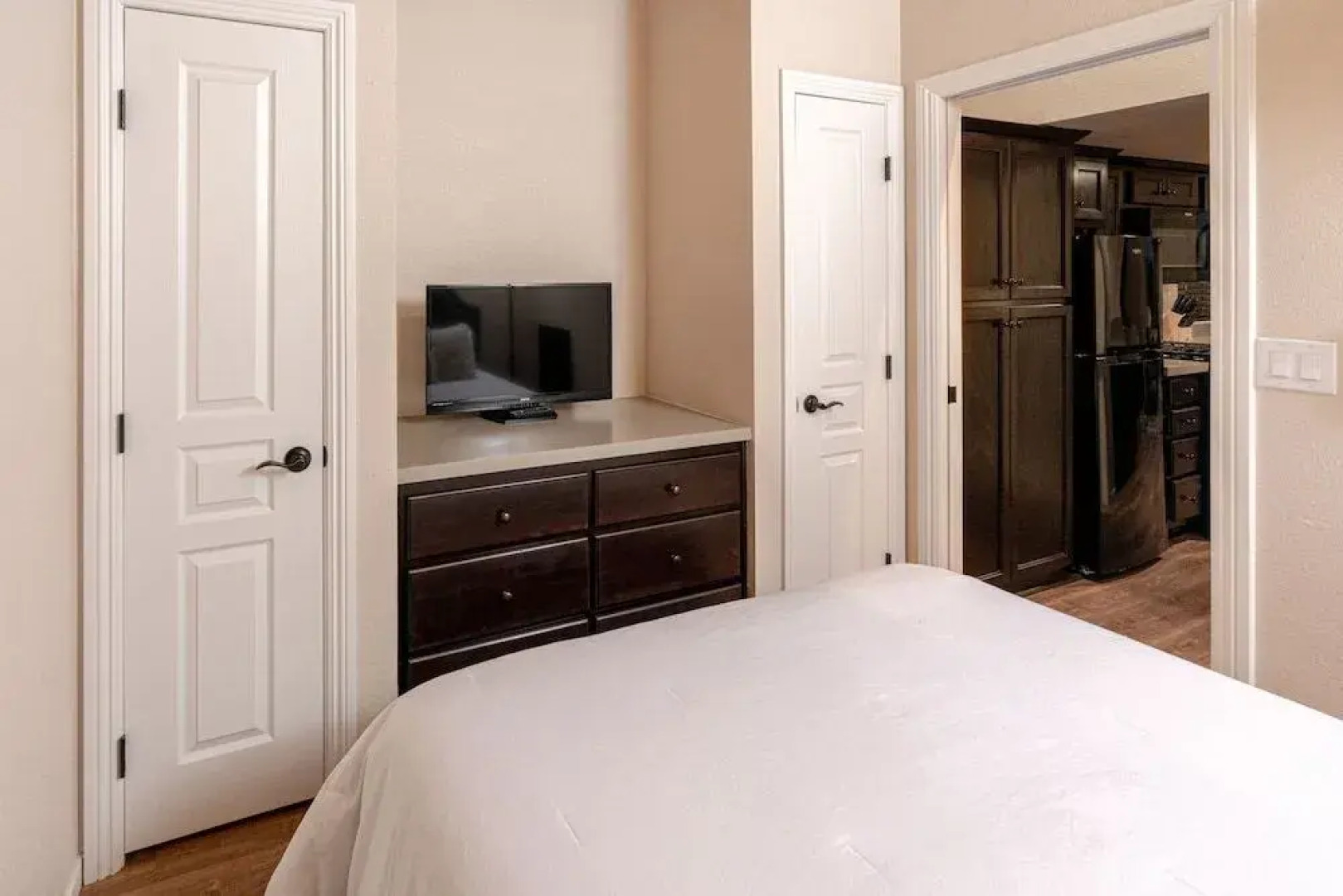 Cava Robles RV Resort