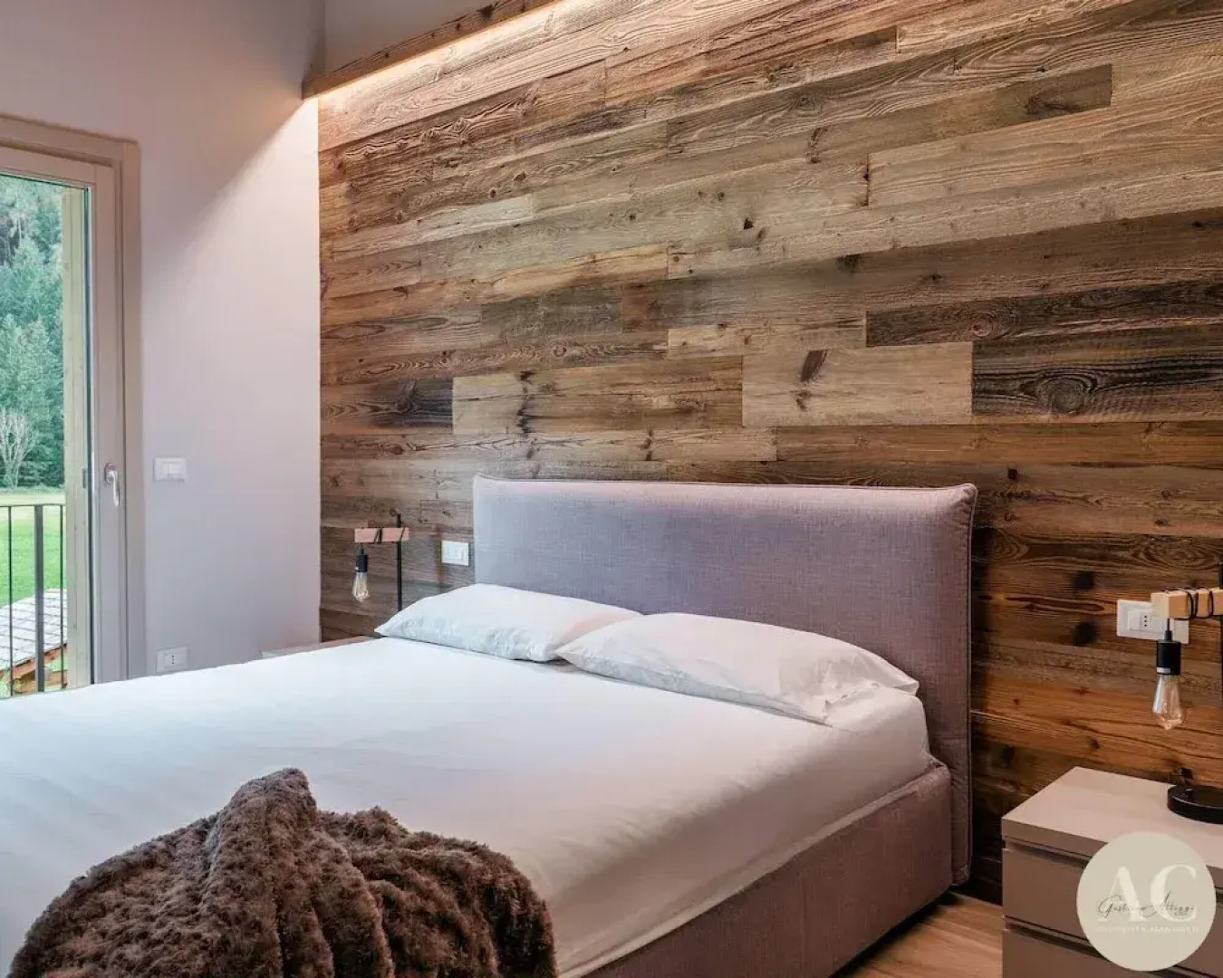 Olga s Chalet in Vione