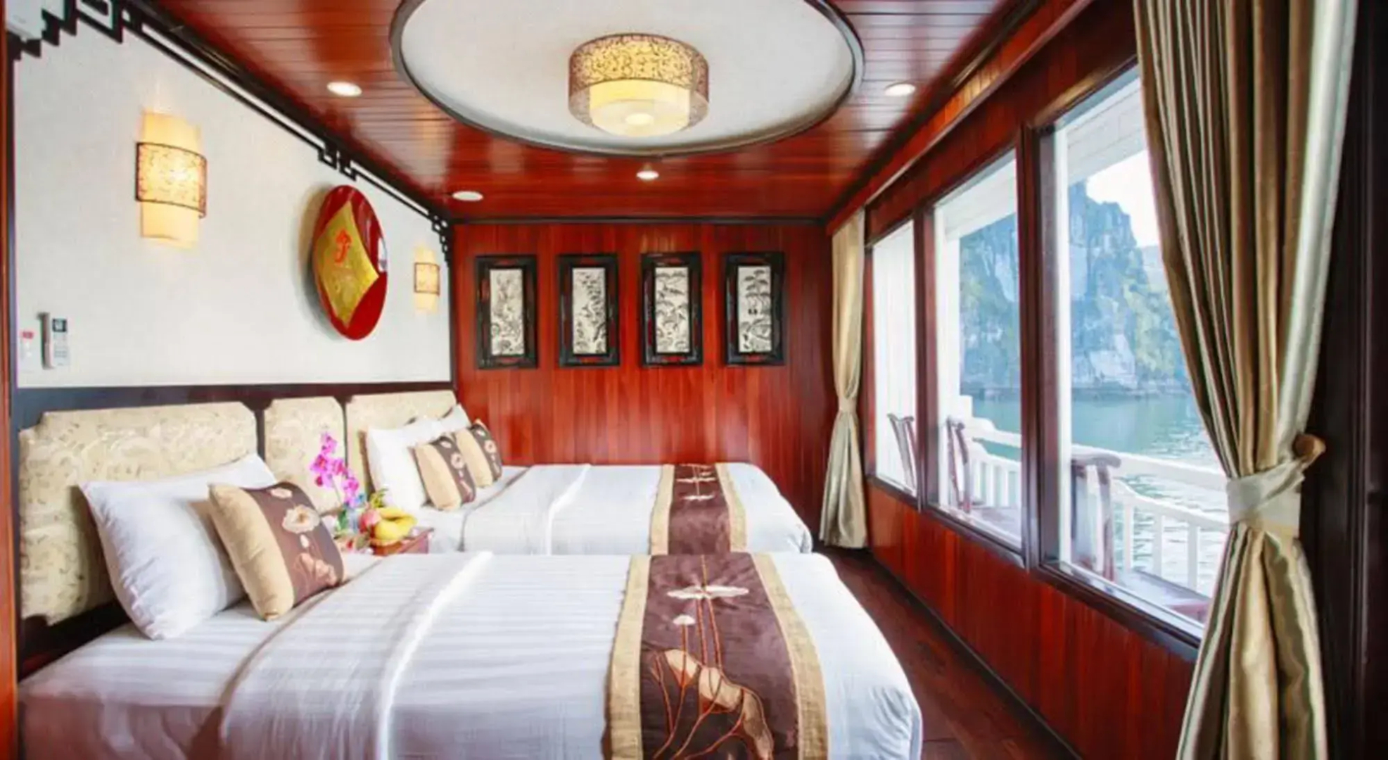 Viola Cruise Halong Bay