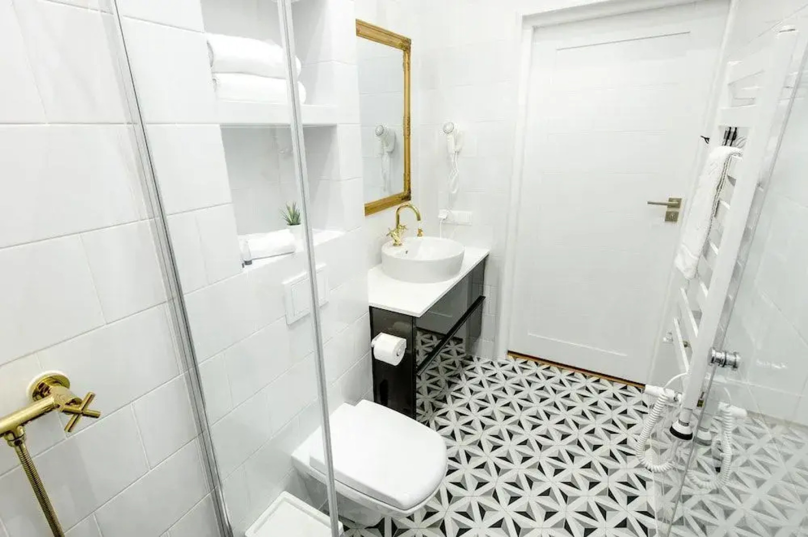 Bliss Apartments Chicago