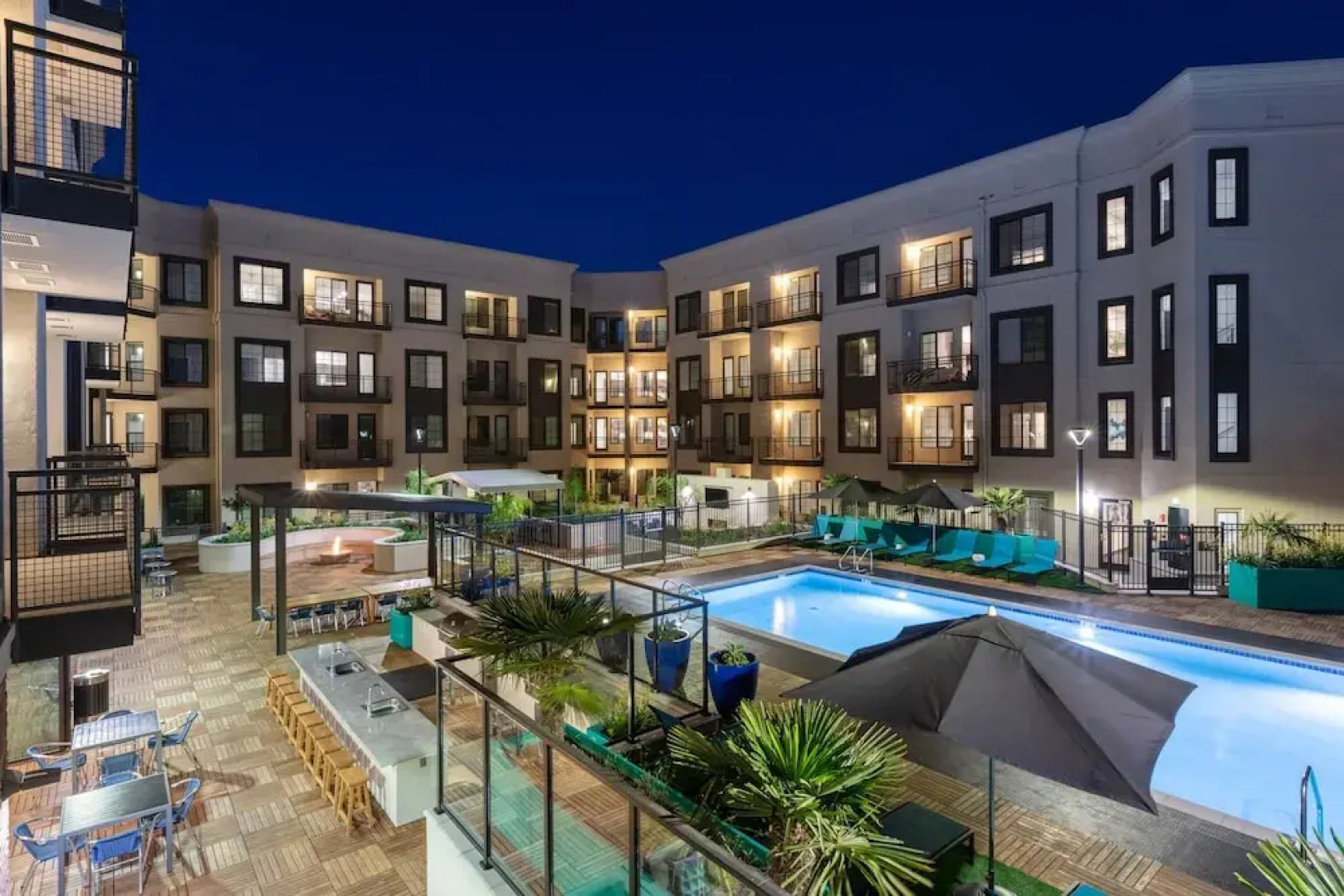 Global Luxury Suites in Campbell