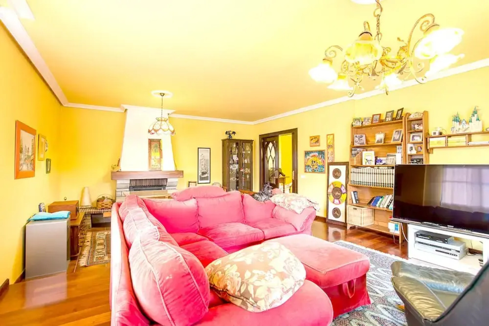 Villa With 5 Bedrooms in Gijón, With Wonderful Mountain View, Private Pool, Enclosed Garden Near the Beach