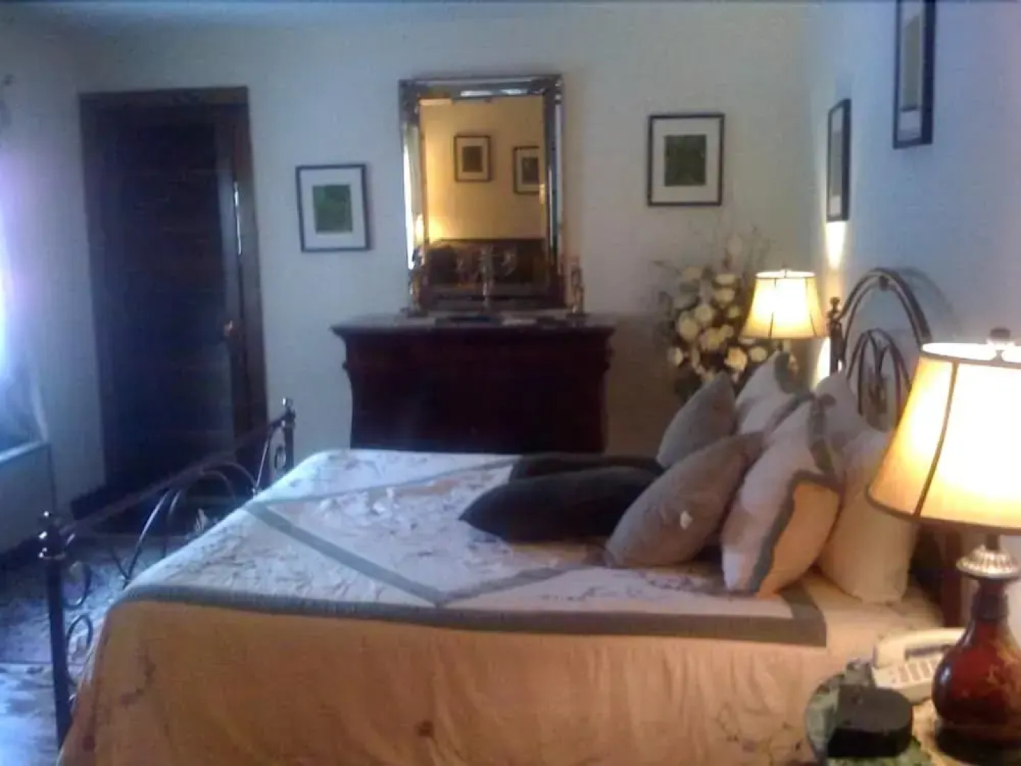 La Perla at Gregory House Country Inn & Restaurant