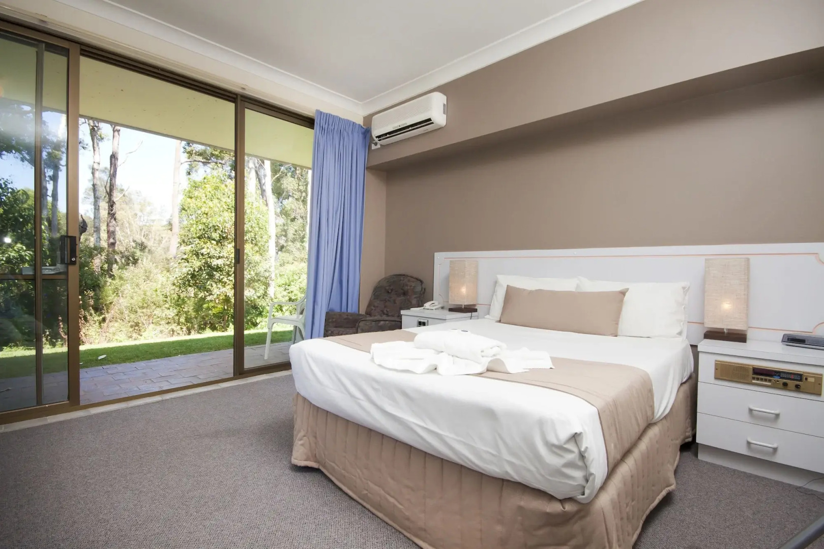 Island Palms Motor Inn