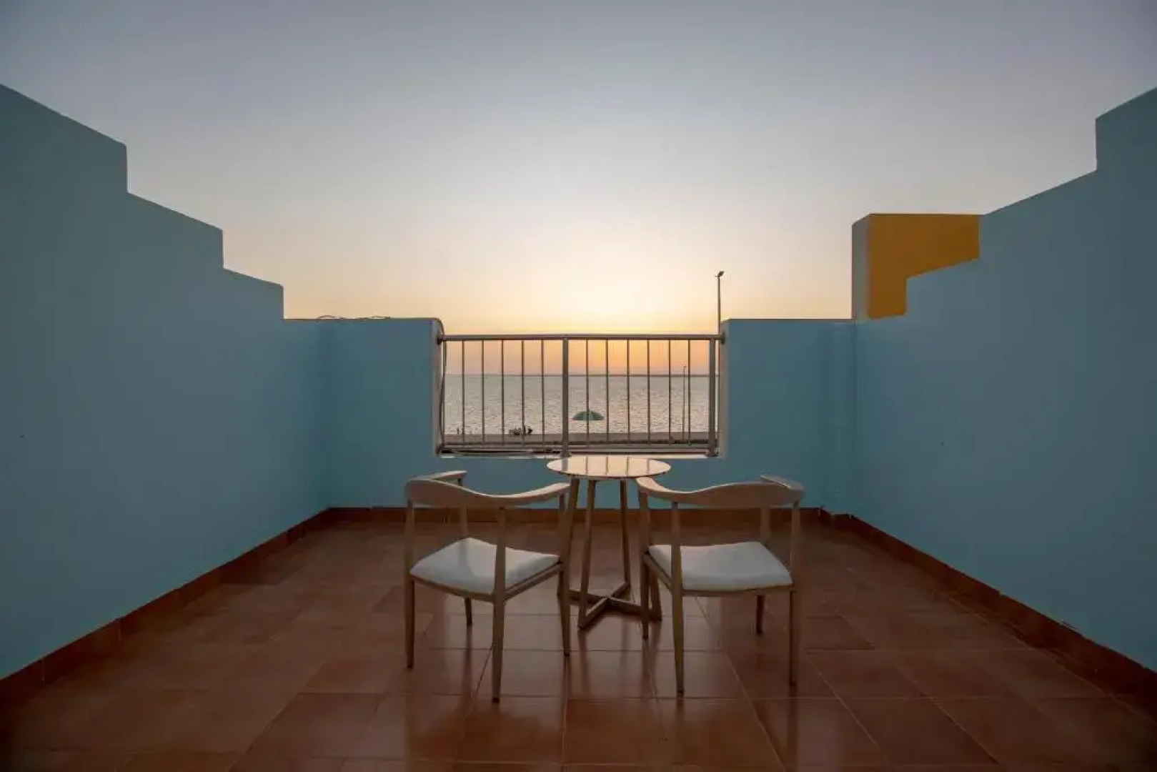 Al Jar Resort - Families Only