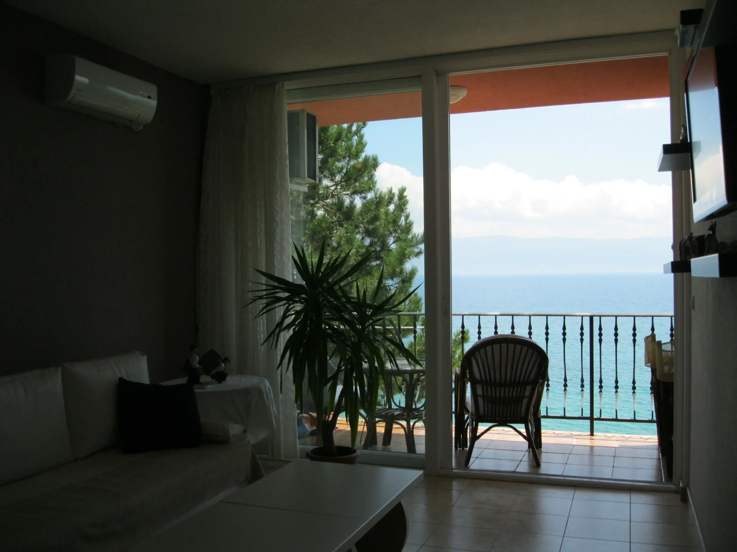Villa Eros Apartments