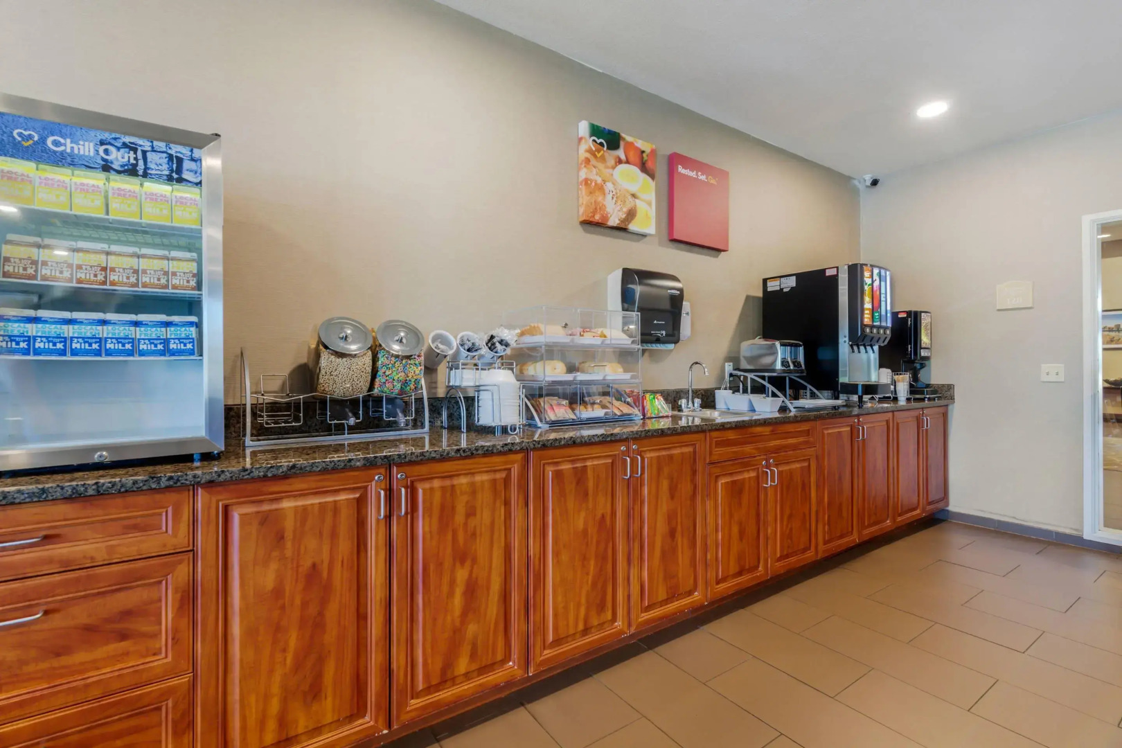 Comfort Suites Johnson Creek Conference Center