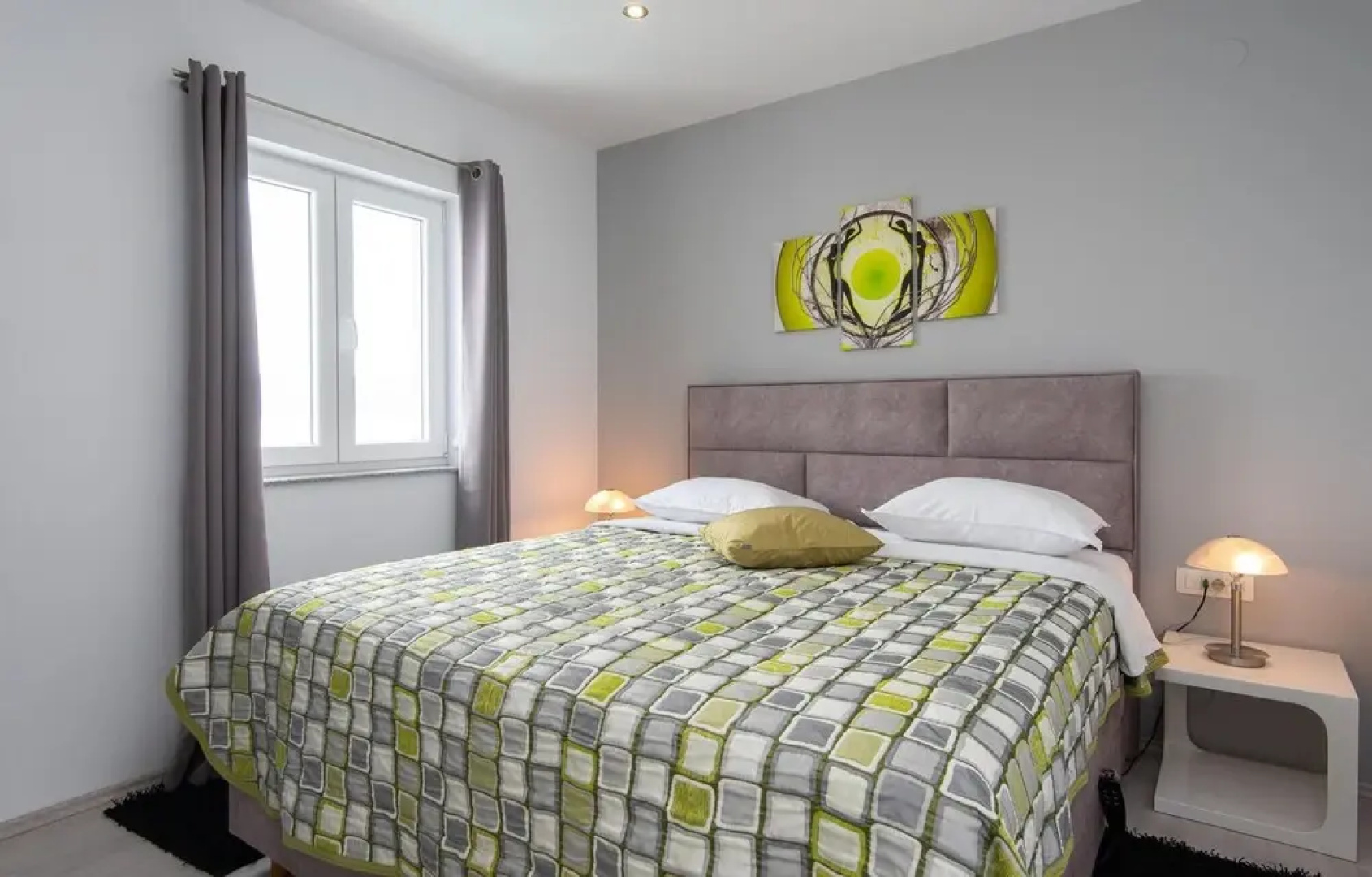 Nice Home in Sreser with Hot Tub, Sauna & WiFi