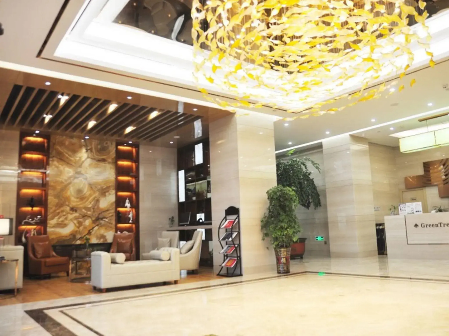 GreenTree Inn Zhuma Railway Station Qian Plaza Branch