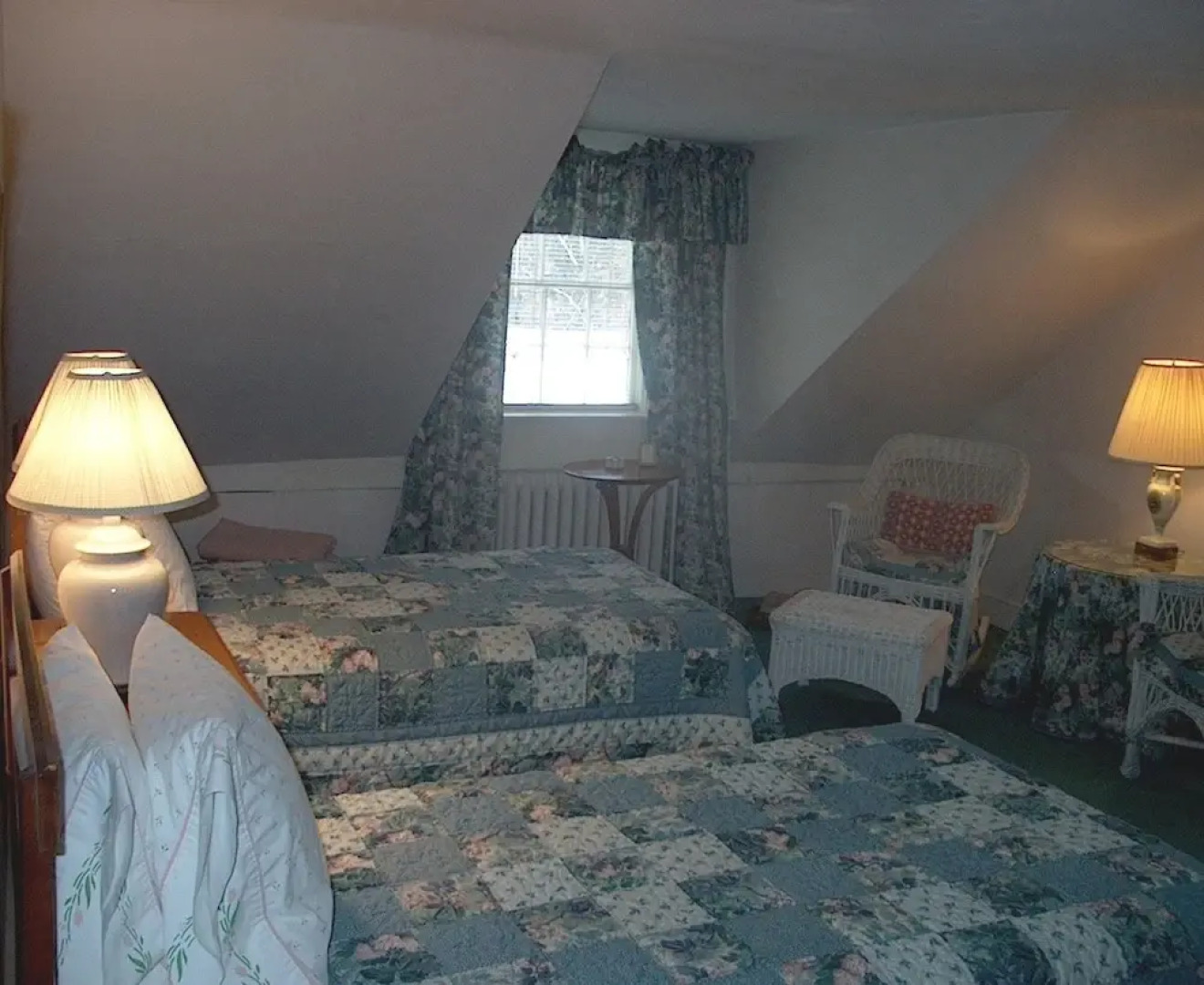 The Charleston House Bed & Breakfast