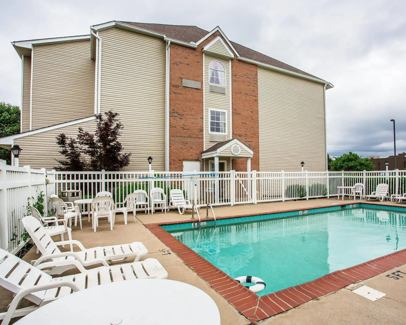 Quality Inn & Suites Mt. Juliet