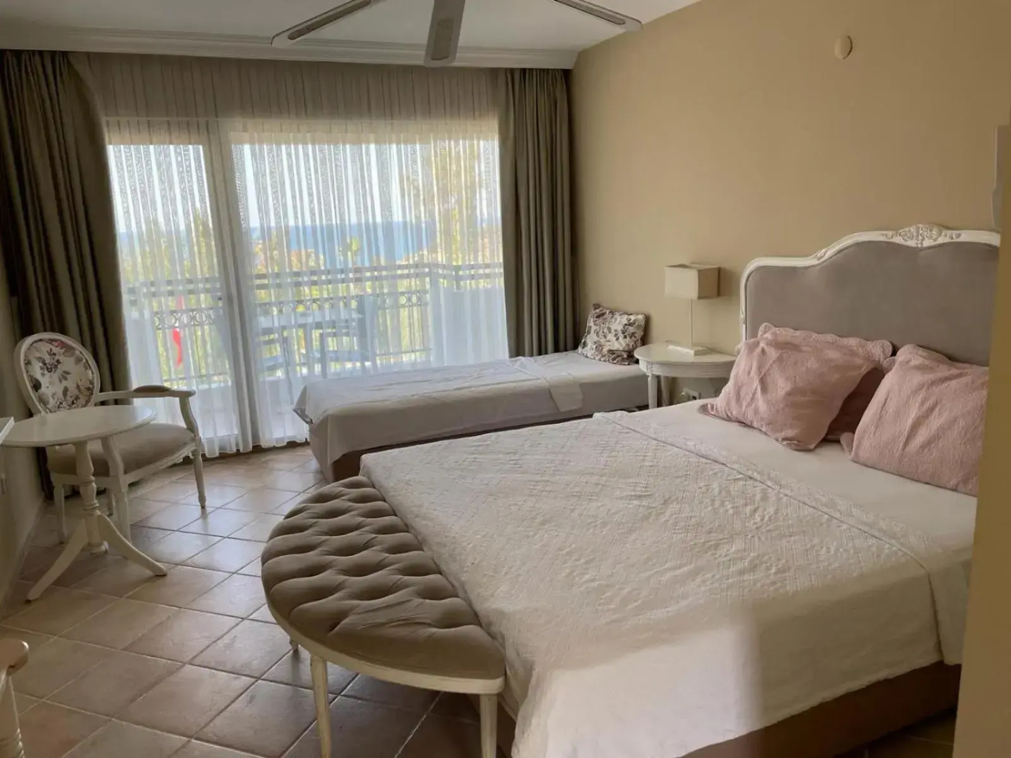 Hotel Carina