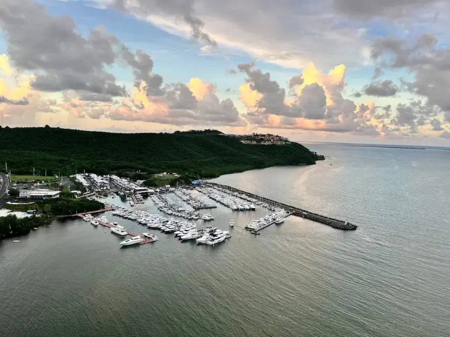 Stunning Marina Views Pool Kayak Island Tours