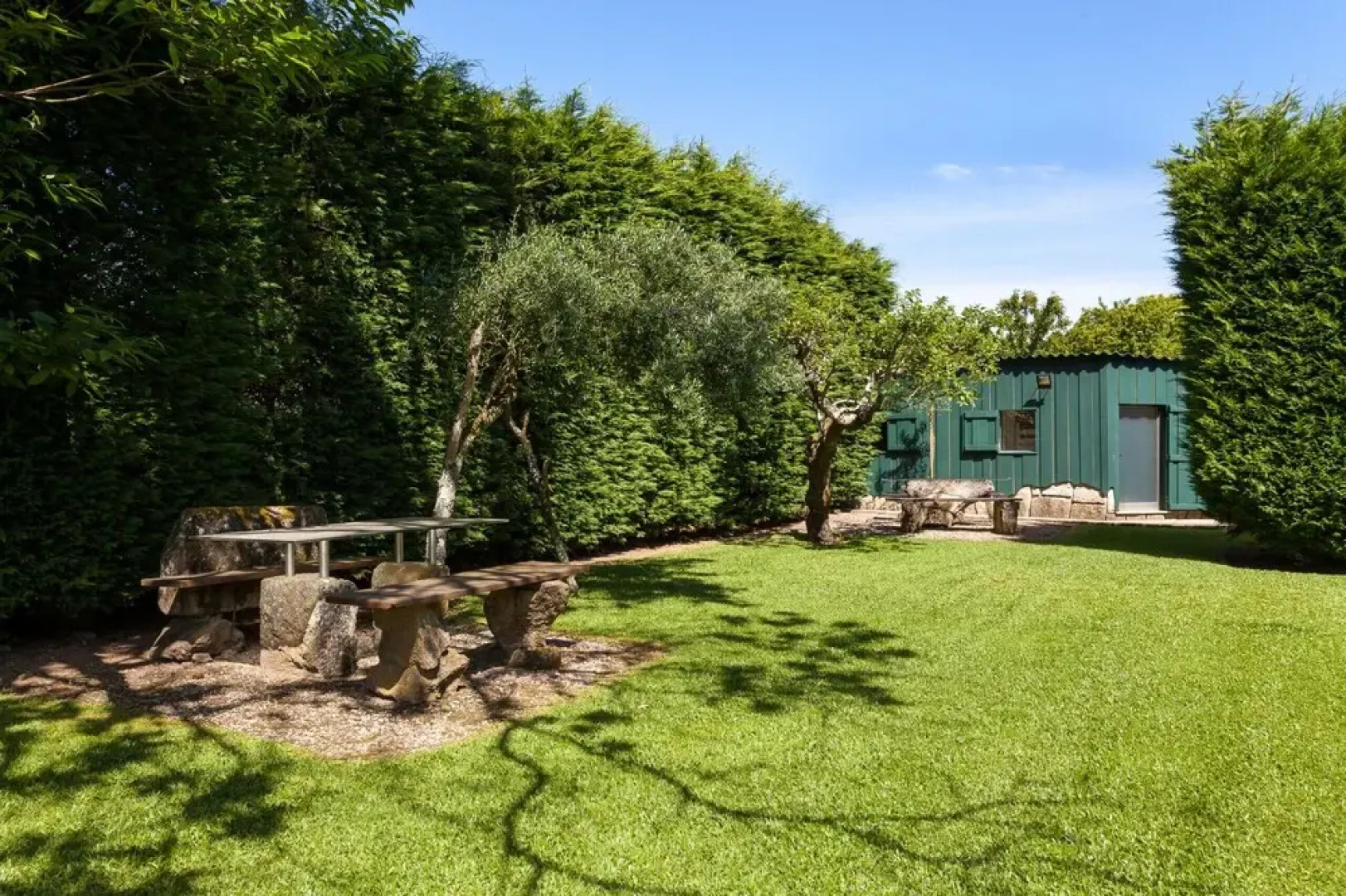 Casa com Piscina e Bungalow em Esposende by Izibookings