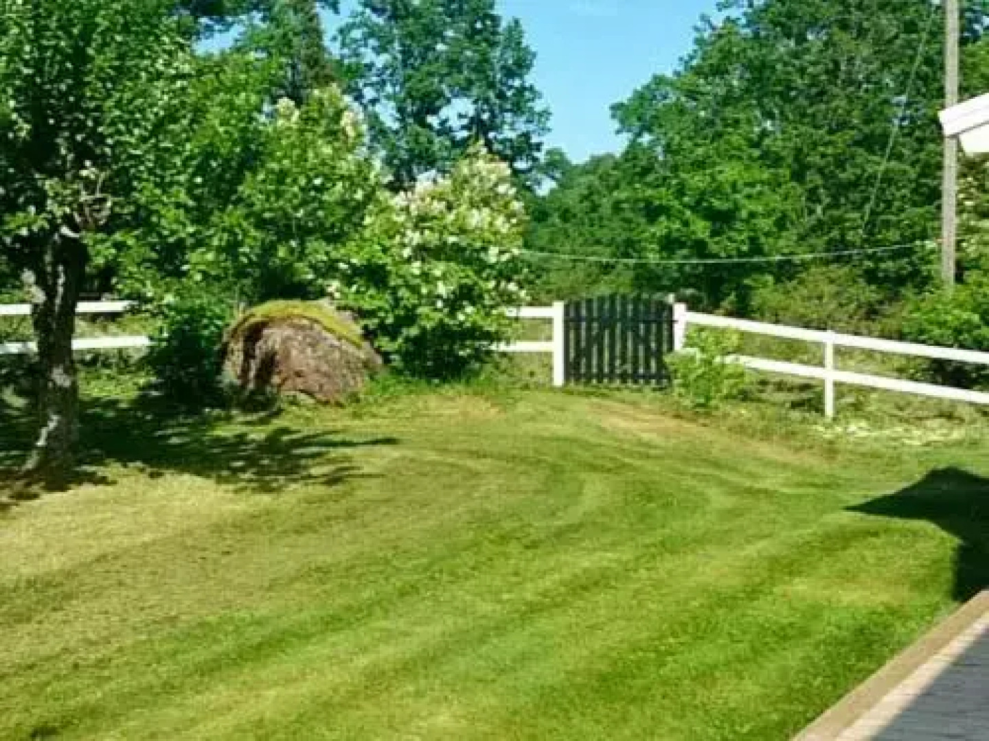 Three-Bedroom Holiday home in Gamleby 2