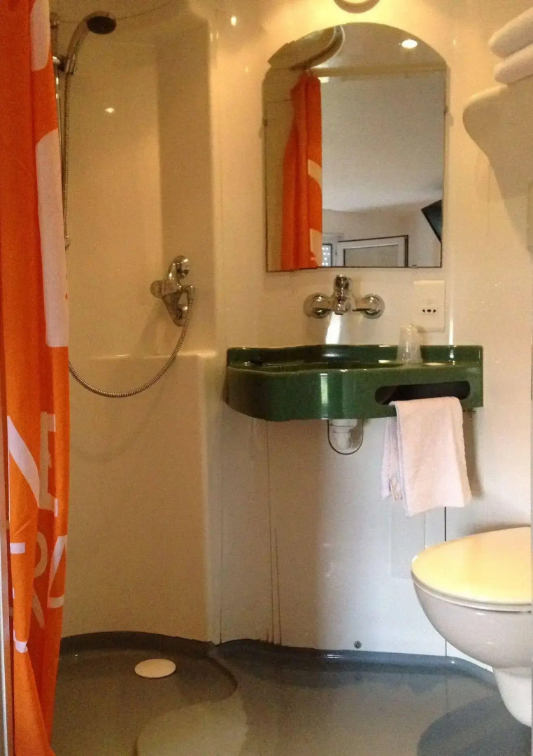 Brit Hotel Essentiel Poitiers – Gare du Futuroscope