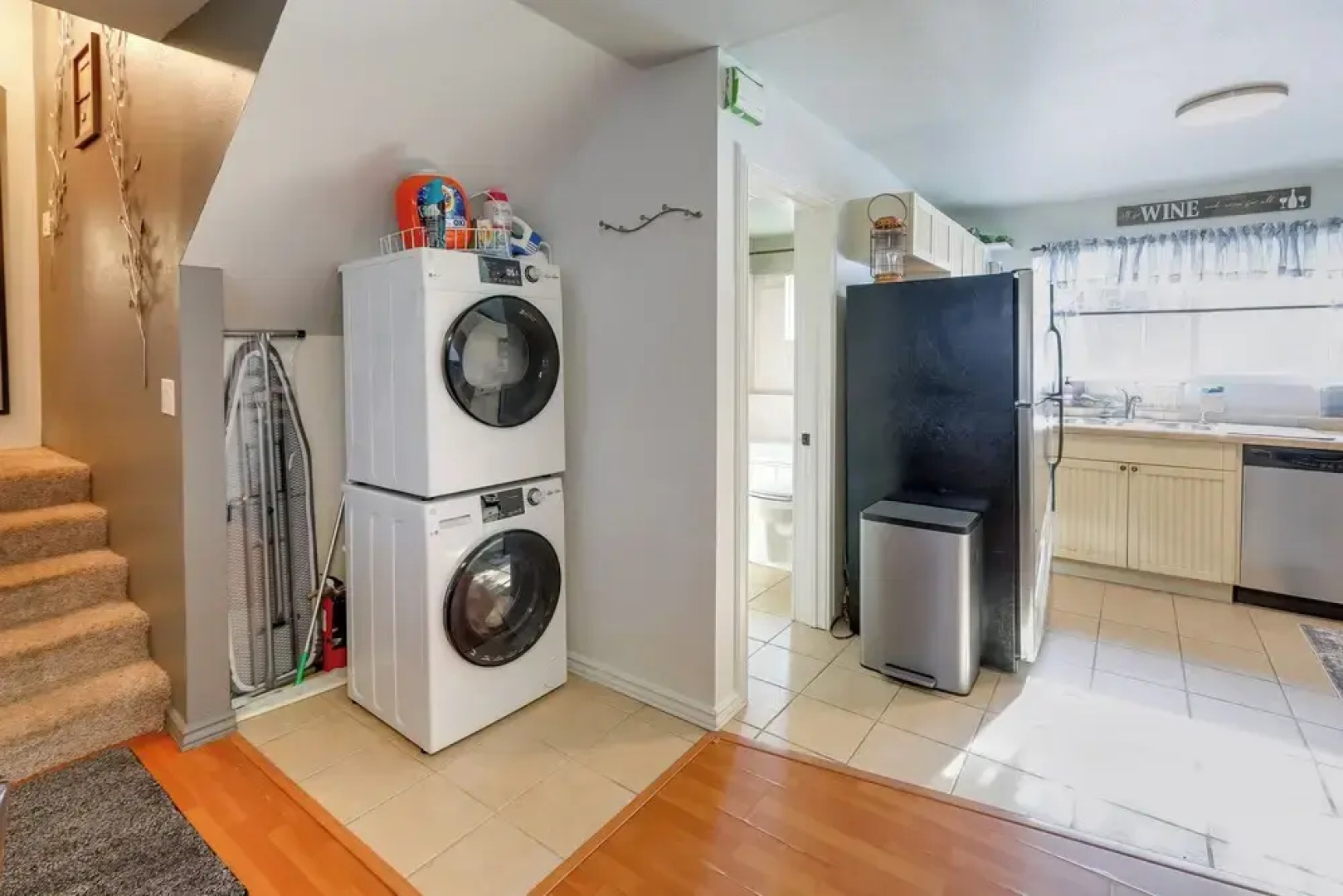 Cozy Apartment in Fairbanks ~ 2 Mi to Downtown!