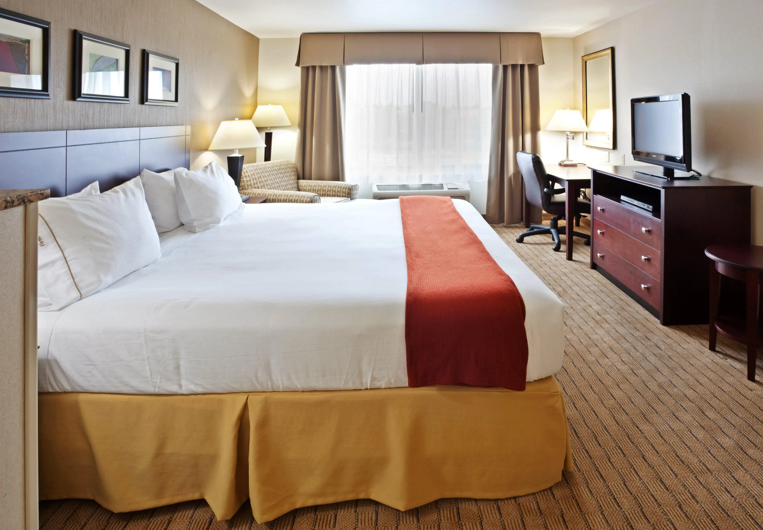 Holiday Inn Express Hotel & Suites Vancouver Mall by IHG