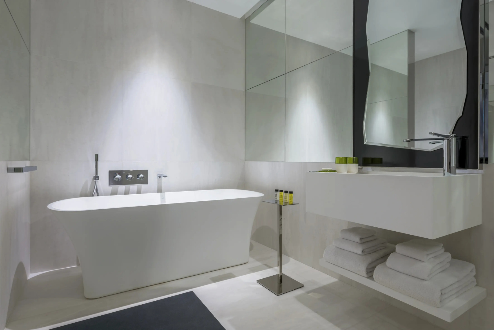 JW Marriott Hotel Singapore South Beach
