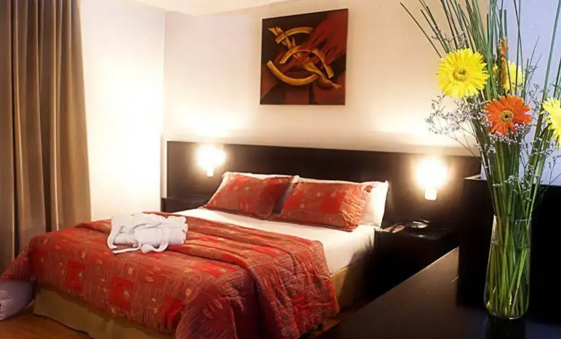 Urquiza Apart Hotel & Suites