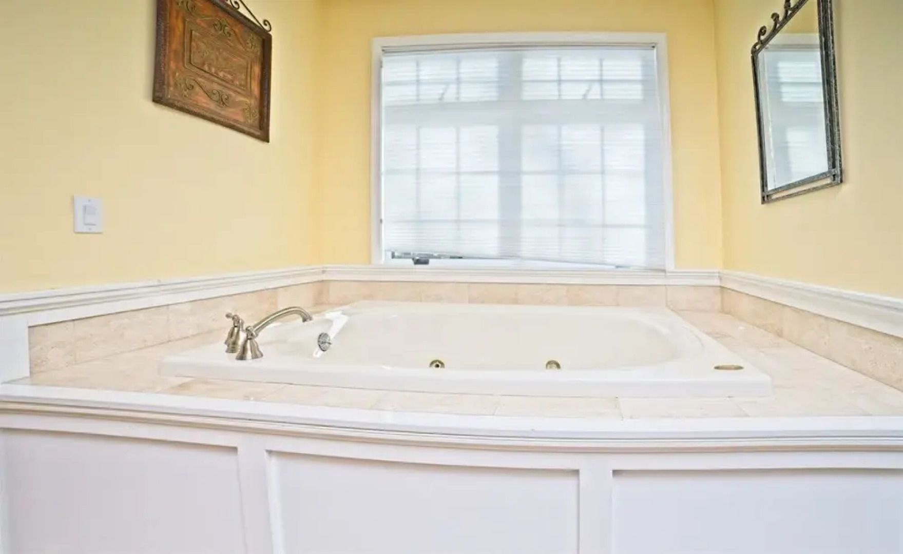 River Road 32, Waterville Valley