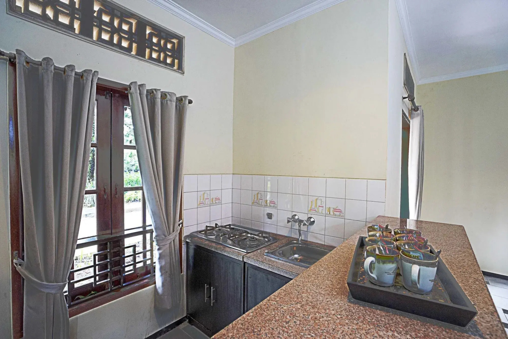 Royal Hotel and Villa Batu