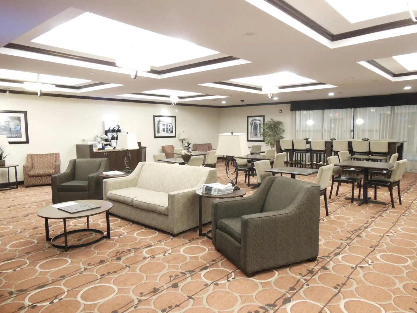 Holiday Inn Express & Suites Washington