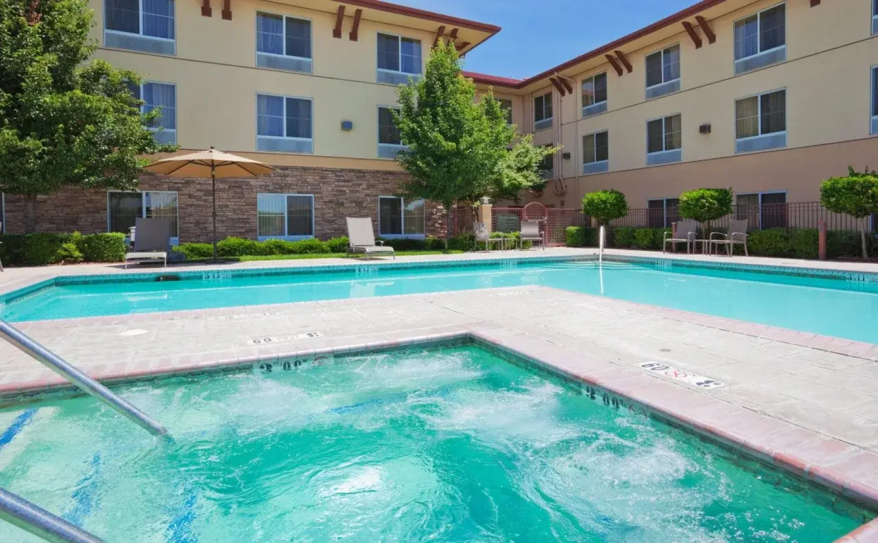 Holiday Inn Express and Suites Turlock by IHG