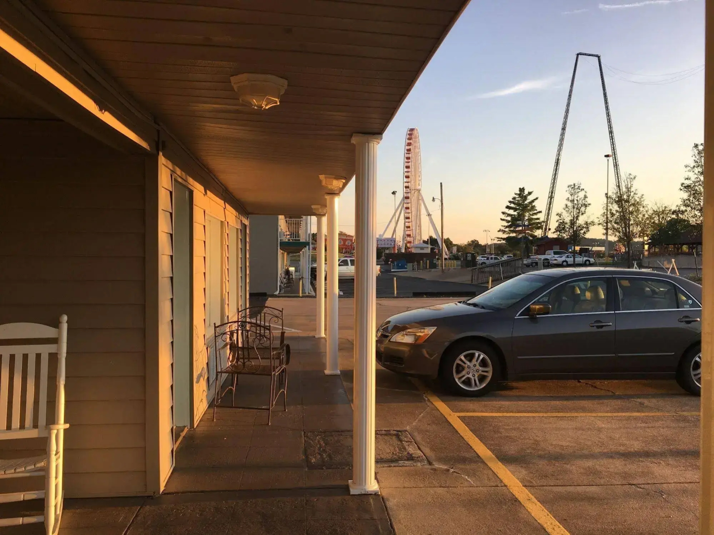Oak Grove Inn