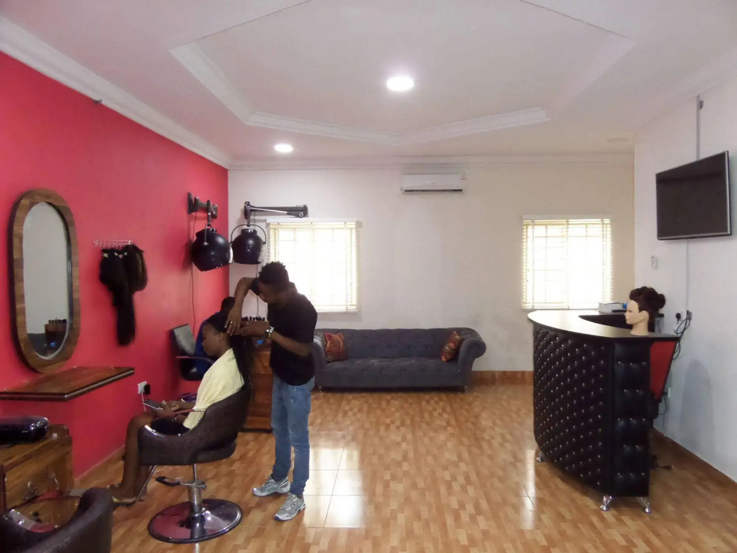 Ken Kol Apartments and Suites