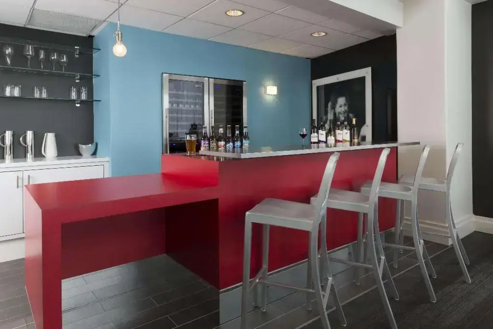 Comfort Inn & Suites Baltimore Inner Harbor